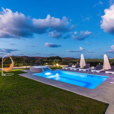 Evangelos Villas, Lavish Touch, By Thinkvilla Angeliana  Экстерьер фото